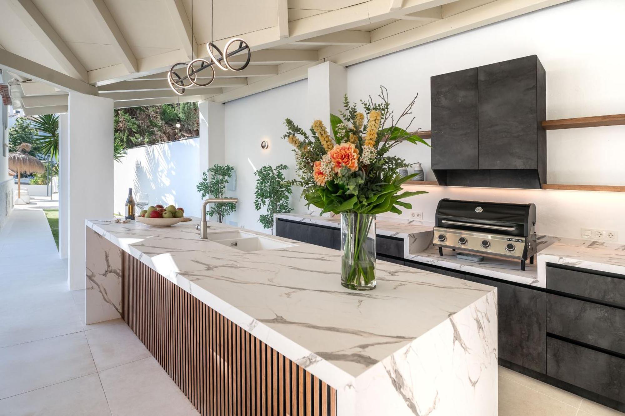 Vacation Marbella I Sunny Camelia Villa Heated Pool, Recently Renovated, Best Residential Neighborhood In Benalmadena, Short Walk To The Beach, Cinema Room ภายนอก รูปภาพ