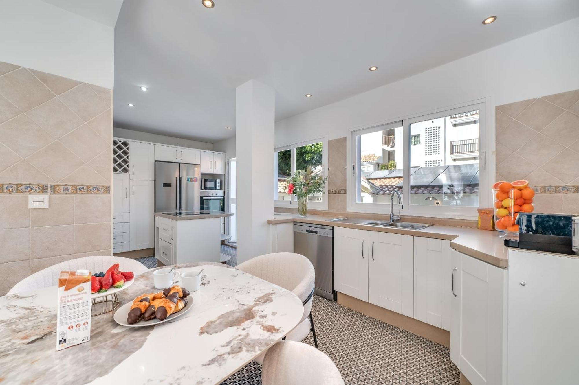Vacation Marbella I Sunny Camelia Villa Heated Pool, Recently Renovated, Best Residential Neighborhood In Benalmadena, Short Walk To The Beach, Cinema Room ภายนอก รูปภาพ