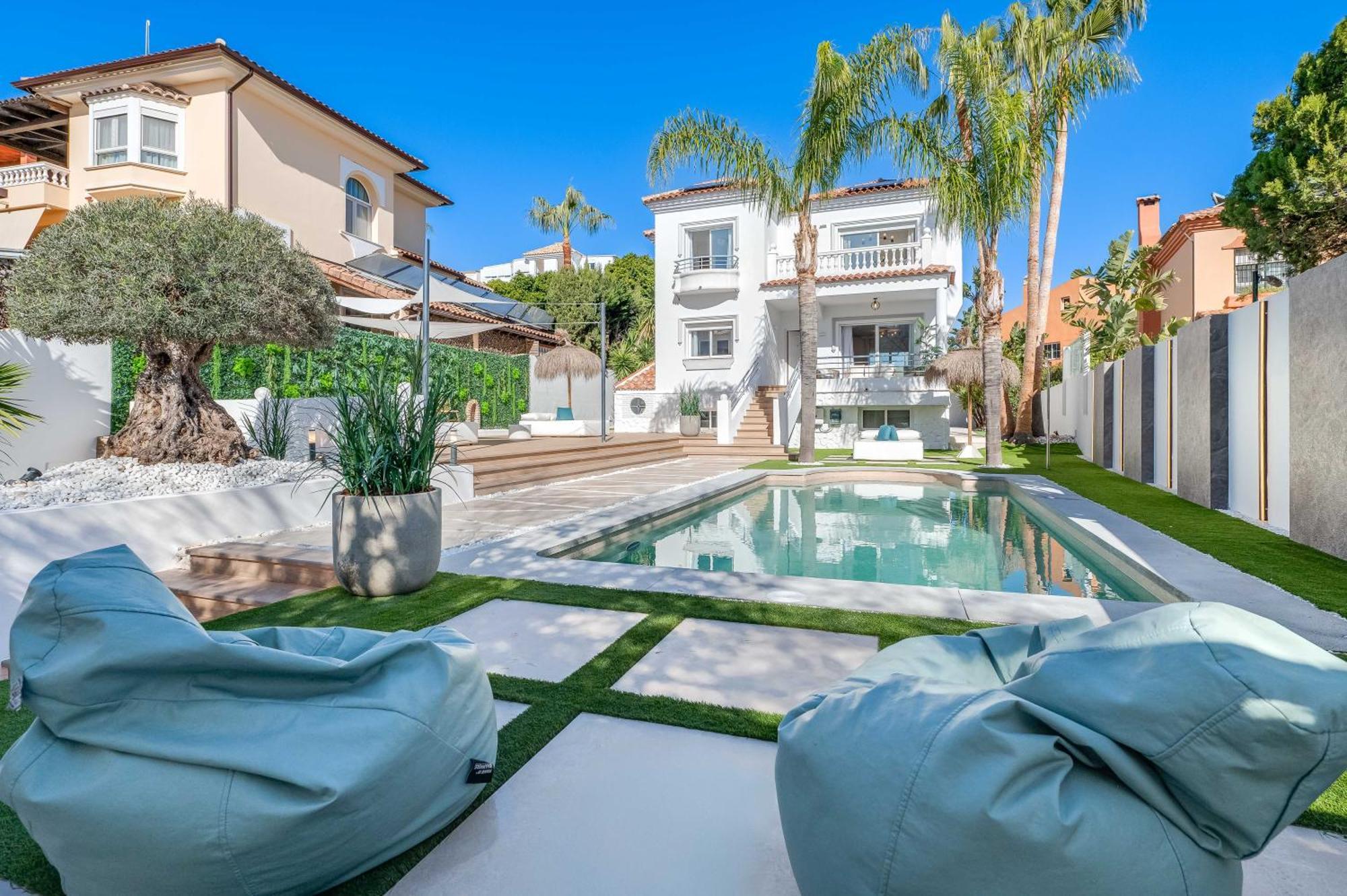 Vacation Marbella I Sunny Camelia Villa Heated Pool, Recently Renovated, Best Residential Neighborhood In Benalmadena, Short Walk To The Beach, Cinema Room ภายนอก รูปภาพ