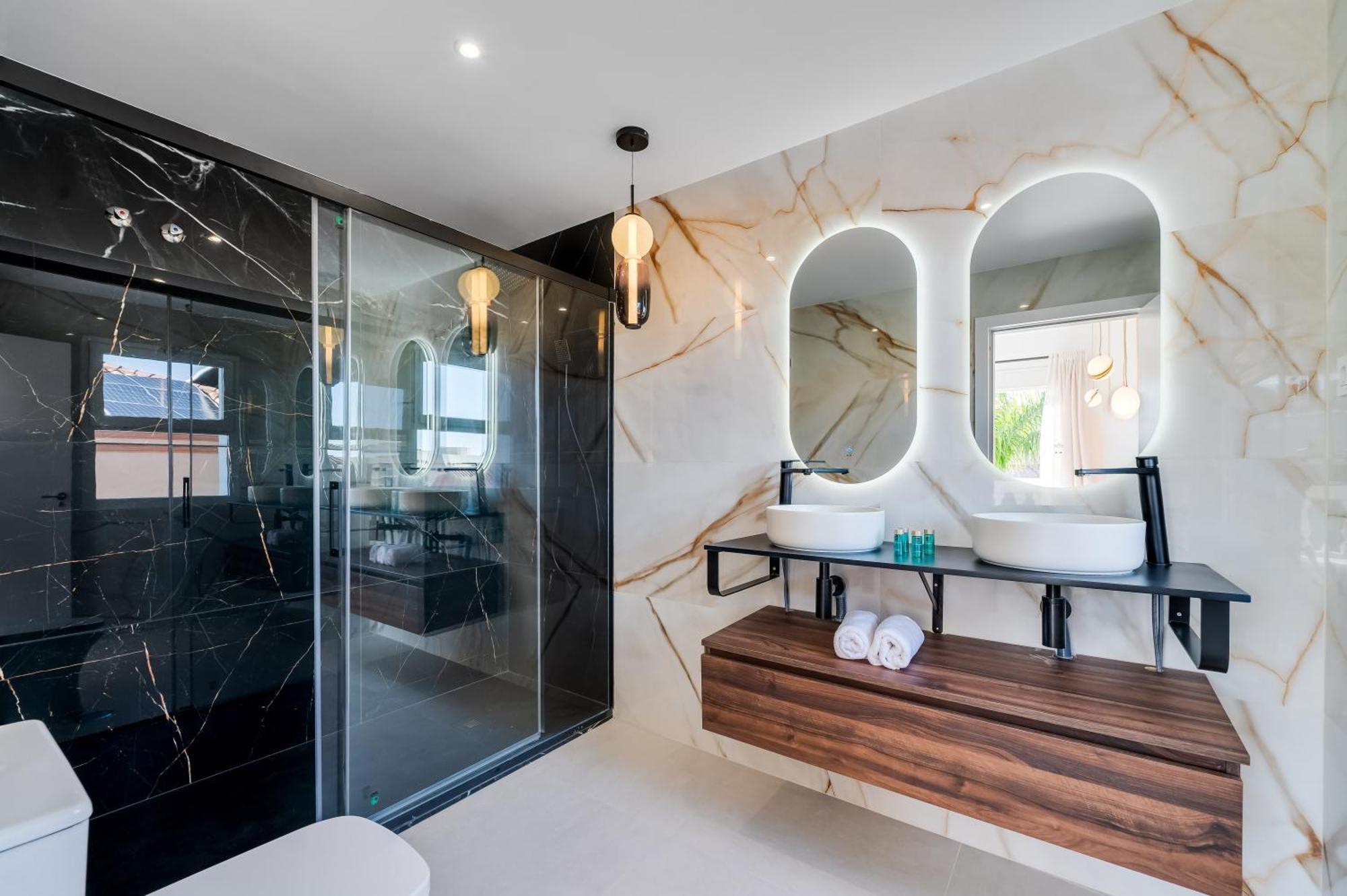 Vacation Marbella I Sunny Camelia Villa Heated Pool, Recently Renovated, Best Residential Neighborhood In Benalmadena, Short Walk To The Beach, Cinema Room ภายนอก รูปภาพ